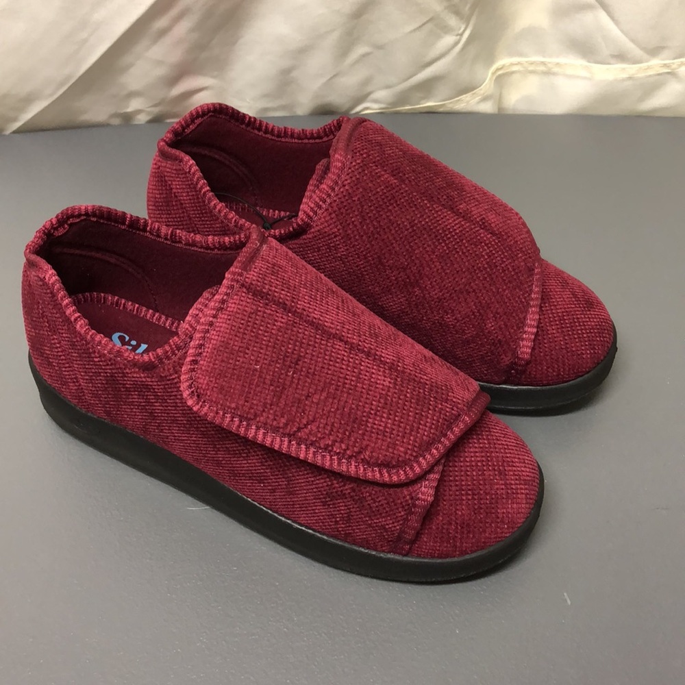 Silverts | Brand New Velcro Slippers